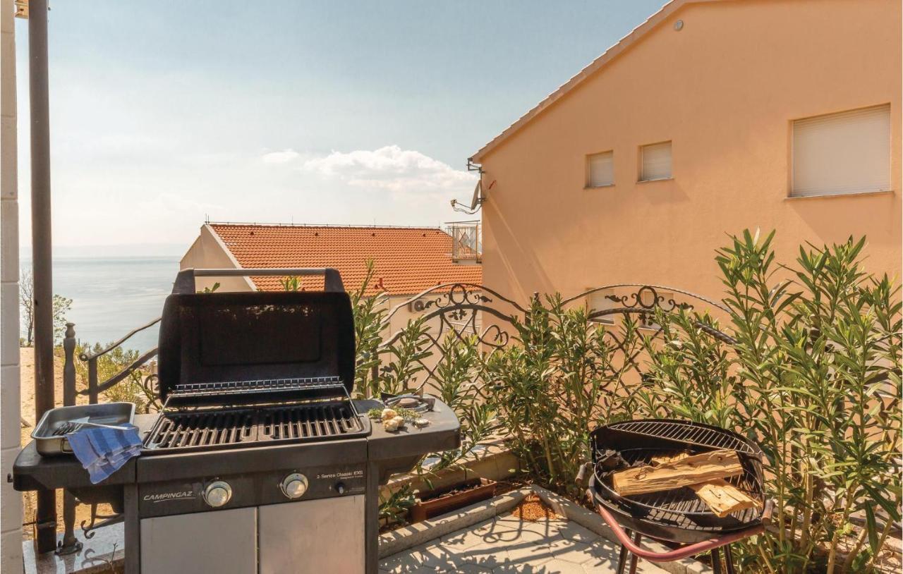 Amazing Apartment In Krvavica With Wifi エクステリア 写真