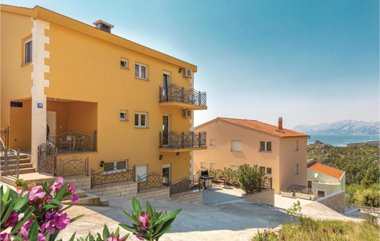 Amazing Apartment In Krvavica With Wifi エクステリア 写真